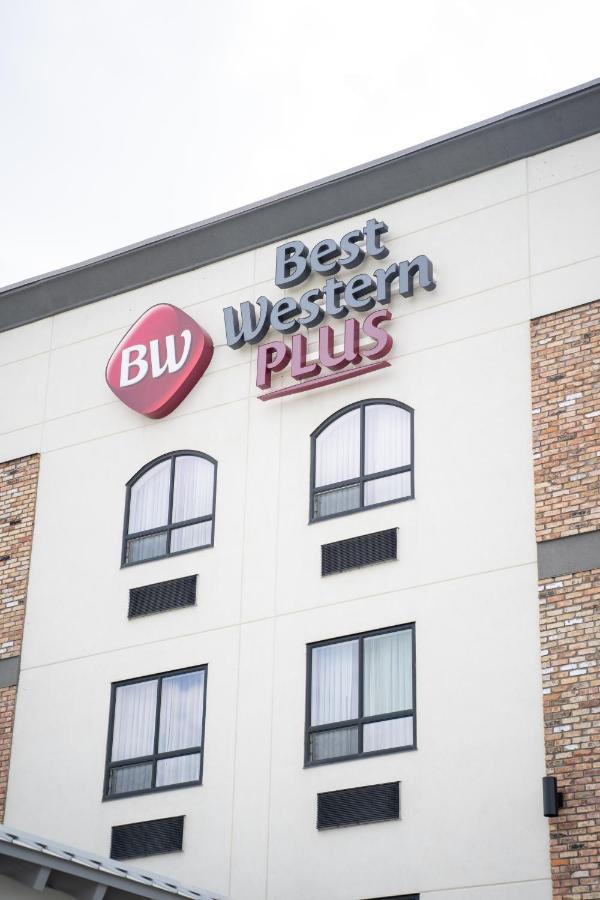 Best Western Plus Airdrie Gateway Hotel Exterior photo